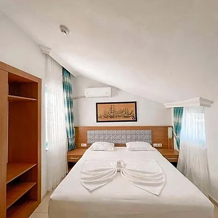 Wonder Life Hotel Side